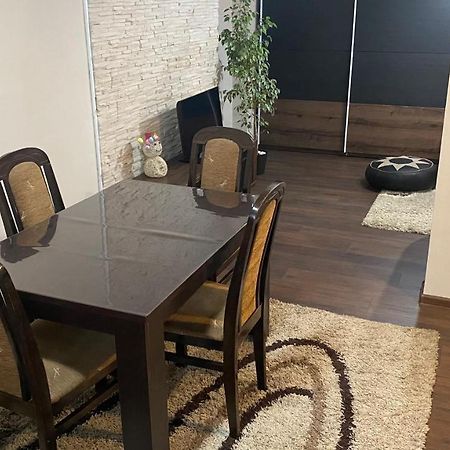 Arni Apartments Donja Vrezina Eksteriør bilde