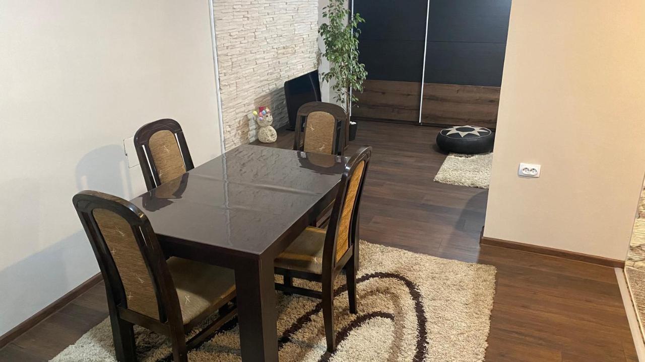 Arni Apartments Donja Vrezina Eksteriør bilde